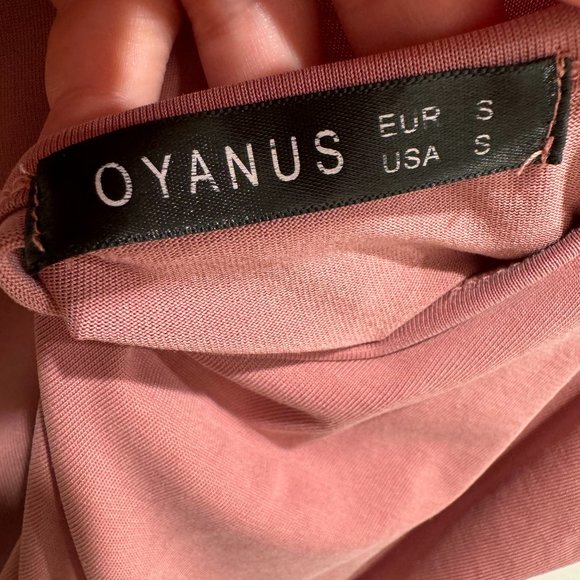Oyanus Pink Tank Top - Picture 5 of 5